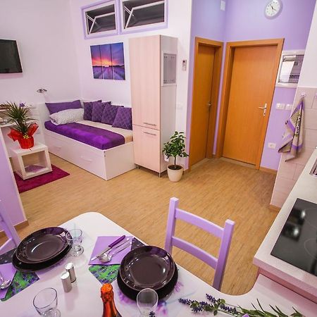 Apartments Lavanda & Cappuccino Portorož Quarto foto