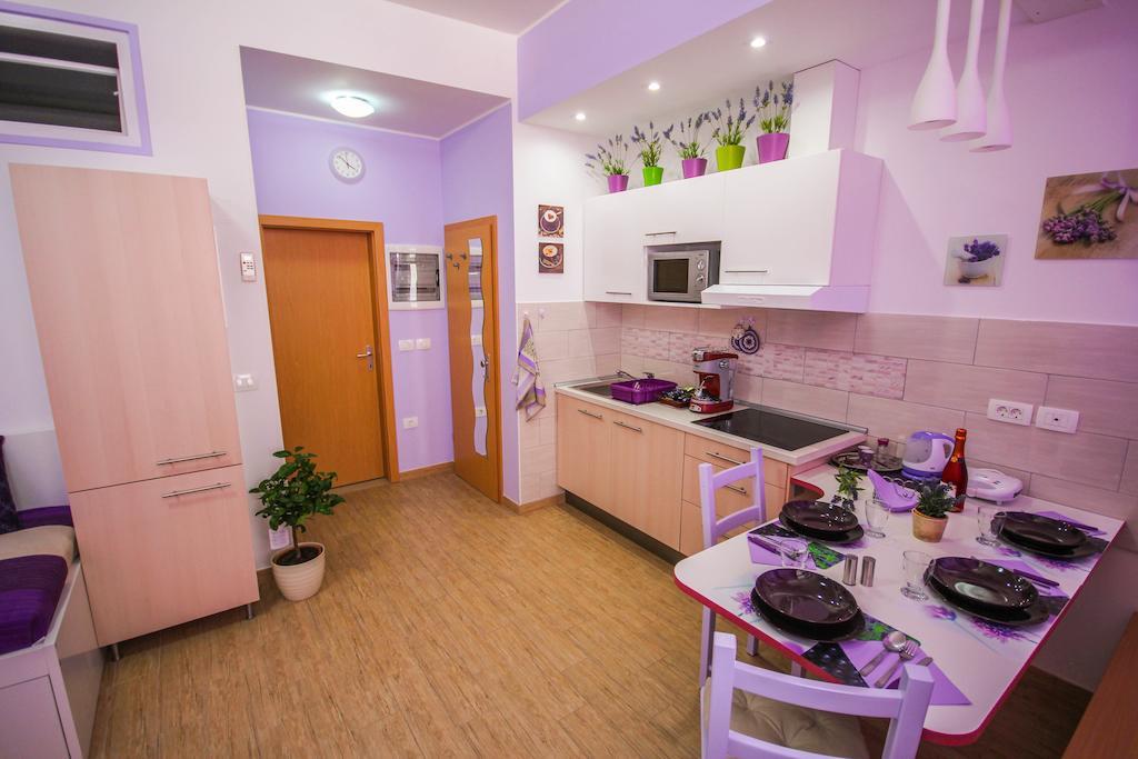 Apartments Lavanda & Cappuccino Portorož Quarto foto